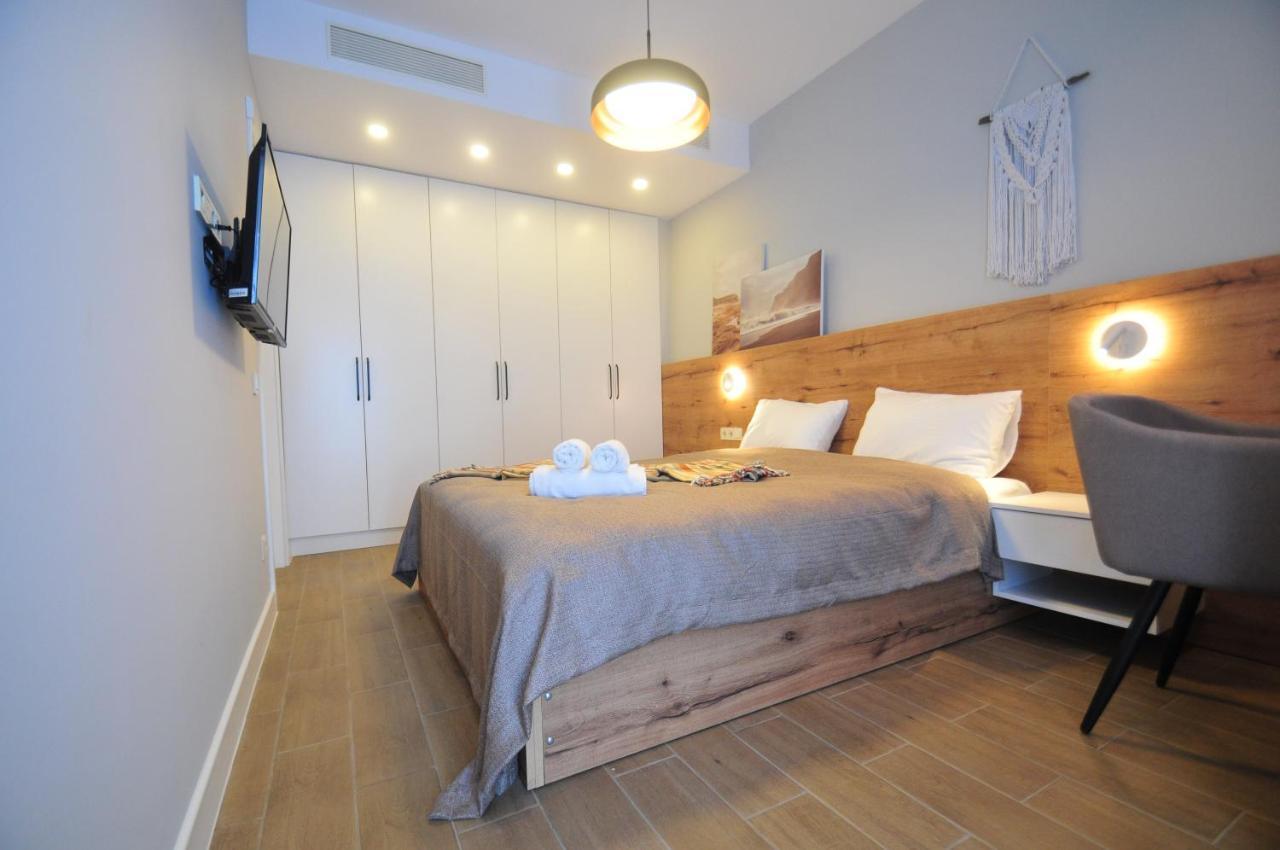 Sea View Apartment Near To The Dancing And Music Fountains バトゥーミ エクステリア 写真